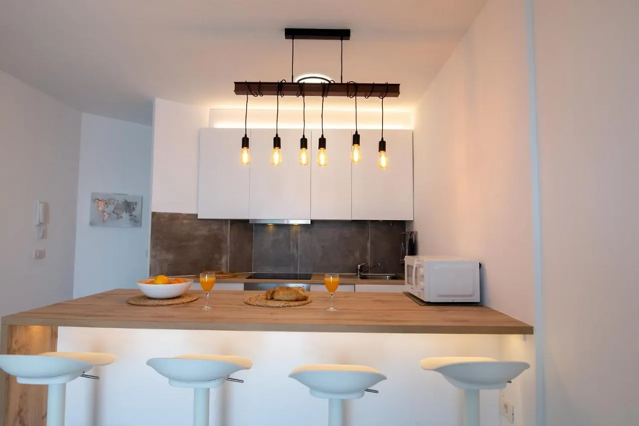 Black Sand Holiday Home Puerto de Santiago  Apartment